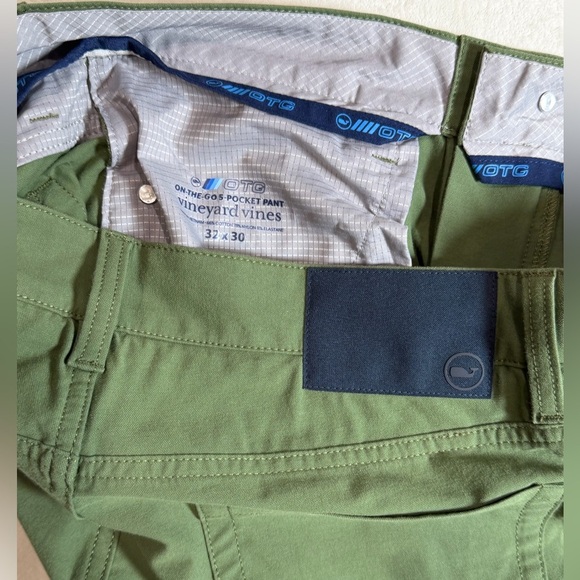 Vineyard Vines 32W 30L On The Go OTG Performance Olive Green Lightweight Chinos - Picture 5 of 11